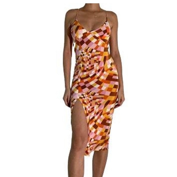 Forever 21 Dresses & Skirts - Forever 21 Geometric Print Midi Dress